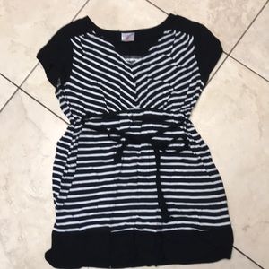 Two Hearts maternity tunic, size medium